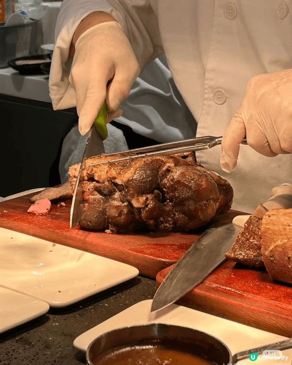 這次去嘗了香港百樂酒店的自助午餐，主題是藥膳料理