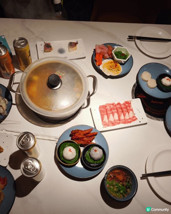 早前喺深圳食過一個海鮮自助火鍋，地方大之餘，除了海鮮仲有其他...