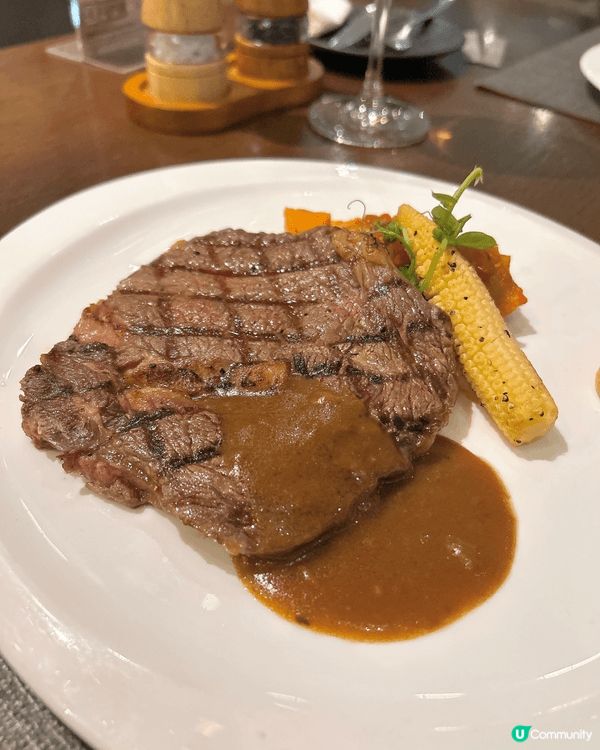 父親生日時到將軍澳九龍東帝苑酒店的一餐，性價比高，食物不錯