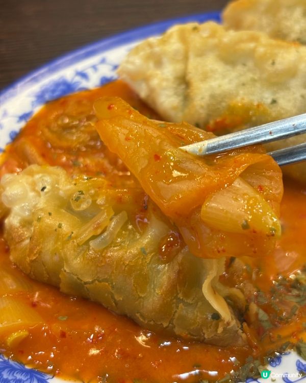 拌飯原來可以咁，滿滿的飛魚子與油滋滋的左口魚,一口滿足