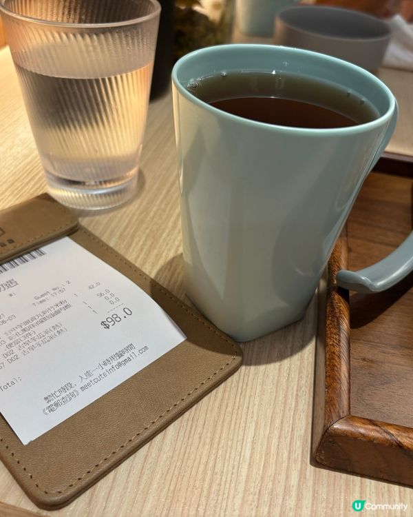 陪完亞媽睇醫生又帶她去high tea 於初遇上