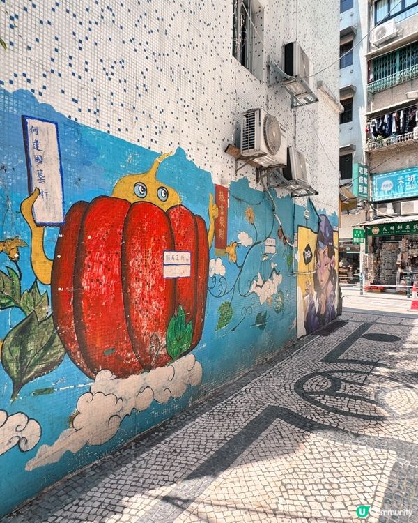 關前街壁畫！👀🎨