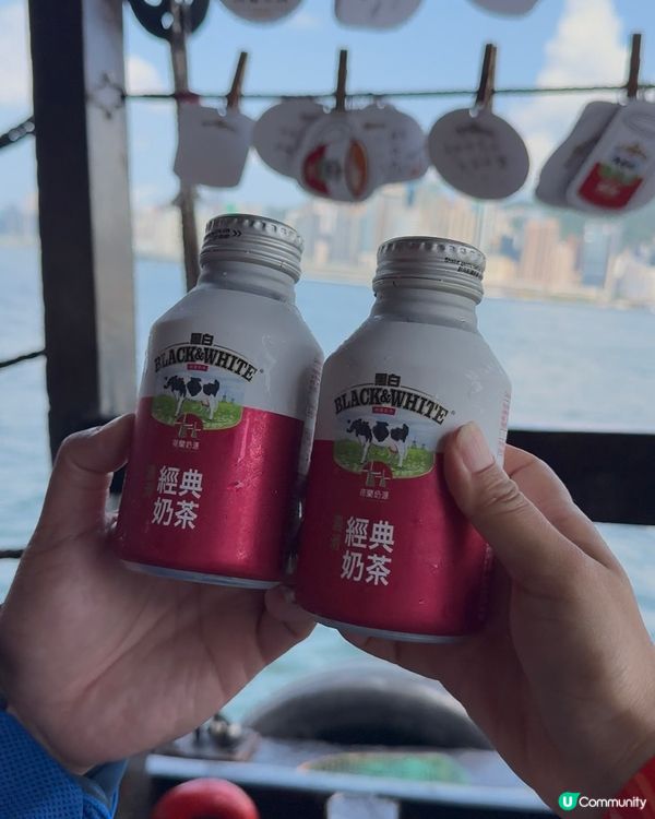 登上鴨靈號慶祝黑白®85週年！✨