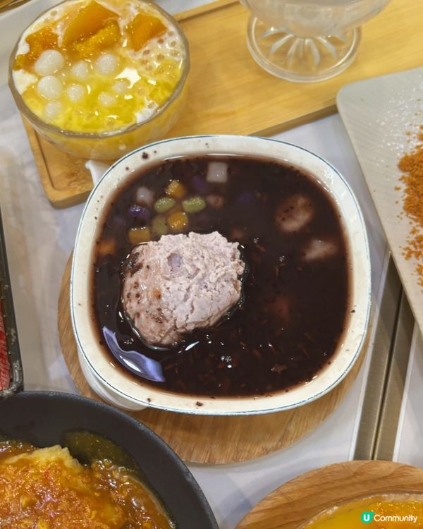 【屯門掃街必到】這碗料滿到溢出來的甜品,治癒一整天的疲憊?