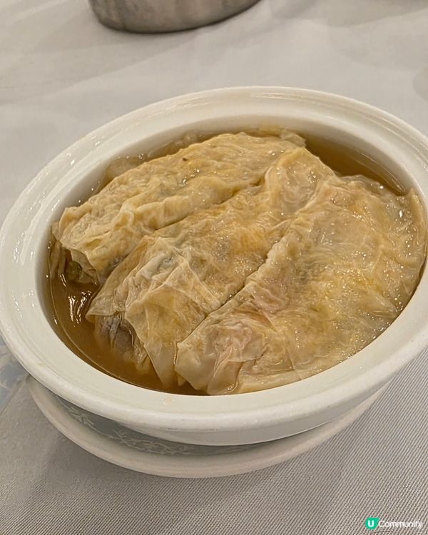 去紅磡彩福飲午茶，兩個人叫咗四款點心，埋單連加一先 $197...