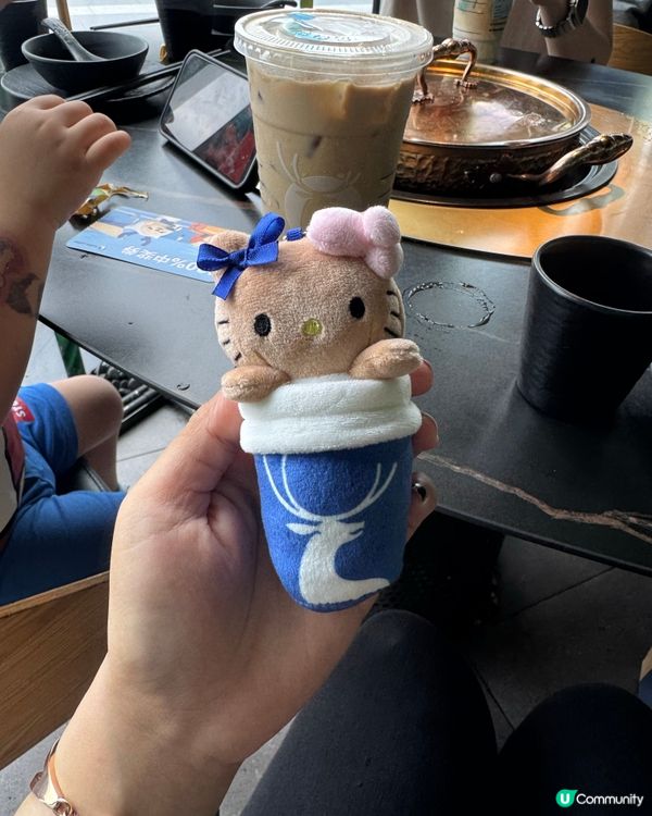 巨可愛瑞幸聯乘Hello Kitty 