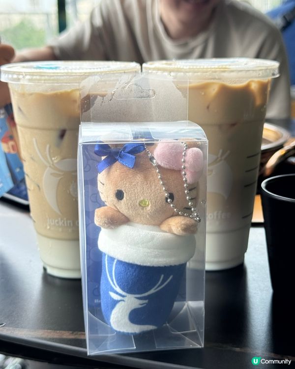 巨可愛瑞幸聯乘Hello Kitty 