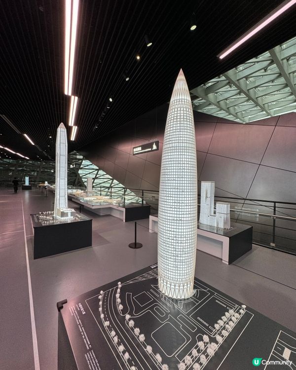 深圳打卡，盤踞於深圳鬧市中的銀色太空船