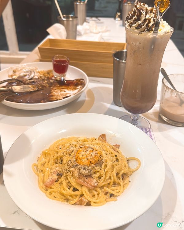 女僕餐廳Sugar Factory Cafe（糖果工房）