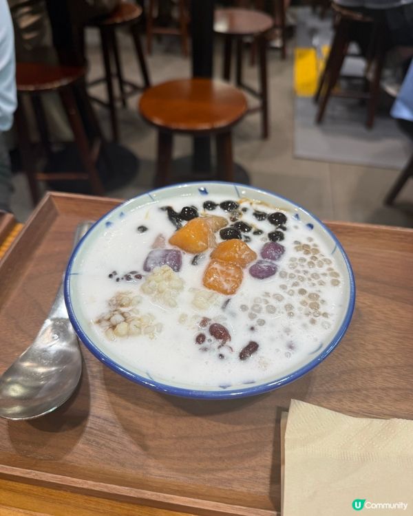 飯後刨冰戰！巨型甜品山😋