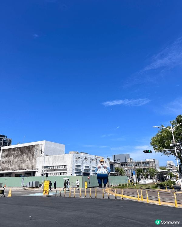 高雄距離香港只係一個鐘機程，但輕易享受到萬里無雲嘅風景，好值...