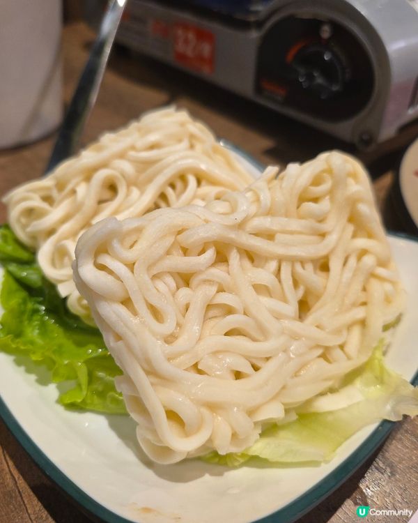 好吃豬骨湯牛肉打邊爐