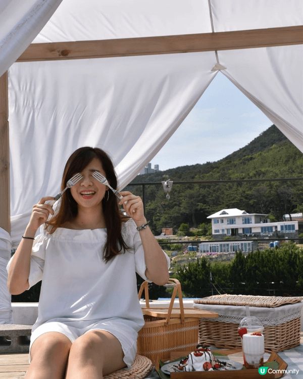 呢到係韓國釜山的一間很接近海邊的cafe，勁打卡able!!...