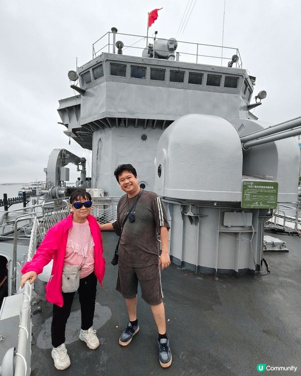 這天我們來到湛江軍事文化博覽園🚢，園區分為陸地與海上裝備區⚓...