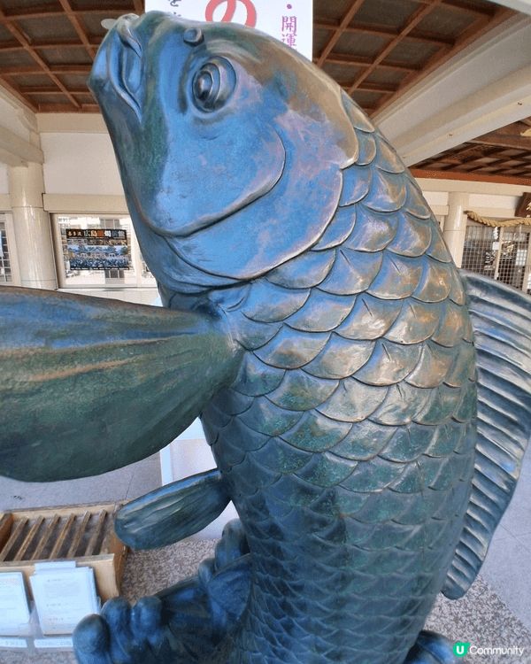 廣島護國神社座落於廣島城跡內，是廣島縣規模最大、參拜人數最多...