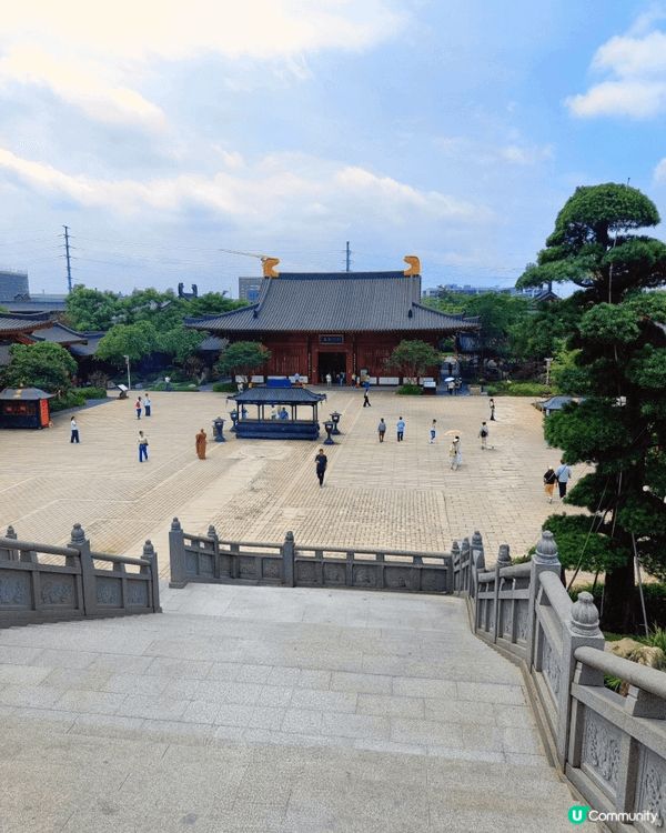 百花古寺位於增城南香山南麓，重建後佔地300餘畝，採用仿唐建...