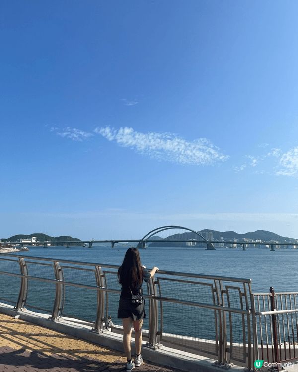 我一直觉得，人偶尔得去一次海边，
