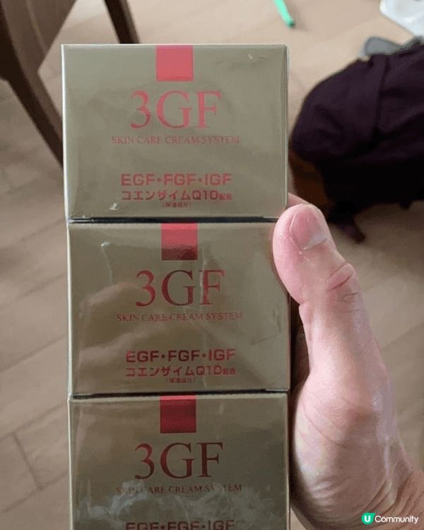去日本旅行時買了這隻3GF乳霜，每晚用，第2天見到皮膚無之前...