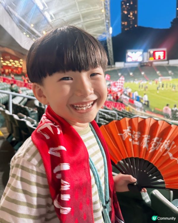 ⚽️ 港隊打氣！大球場氣氛頂瓜瓜！🇲🇳