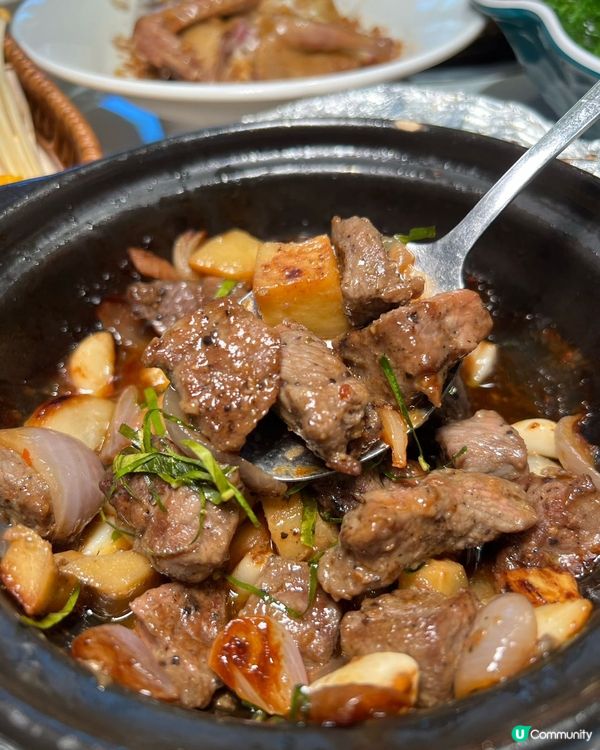 過關第一站!香港人15分鐘直達嘅乳鴿食堂,新出啫啫煲+養生鍋...