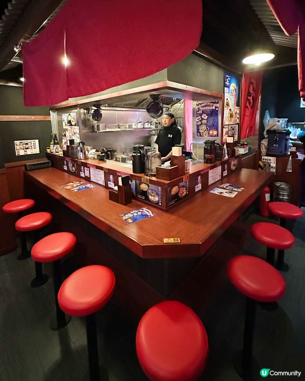 沖繩人氣排隊拉麵店 8:30後免費替玉 半價啤酒小食套餐