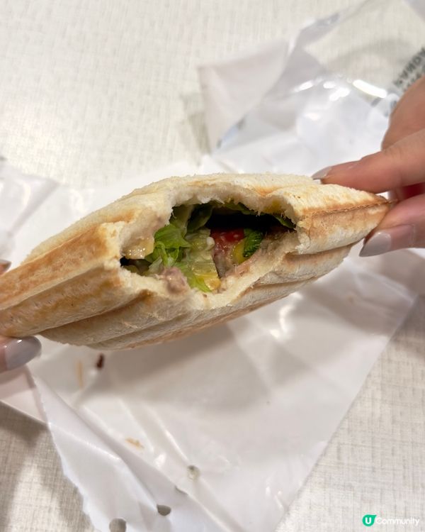 📍銅鑼灣熊貓飛碟😍🥪

飛碟夾爆餡🤤💰