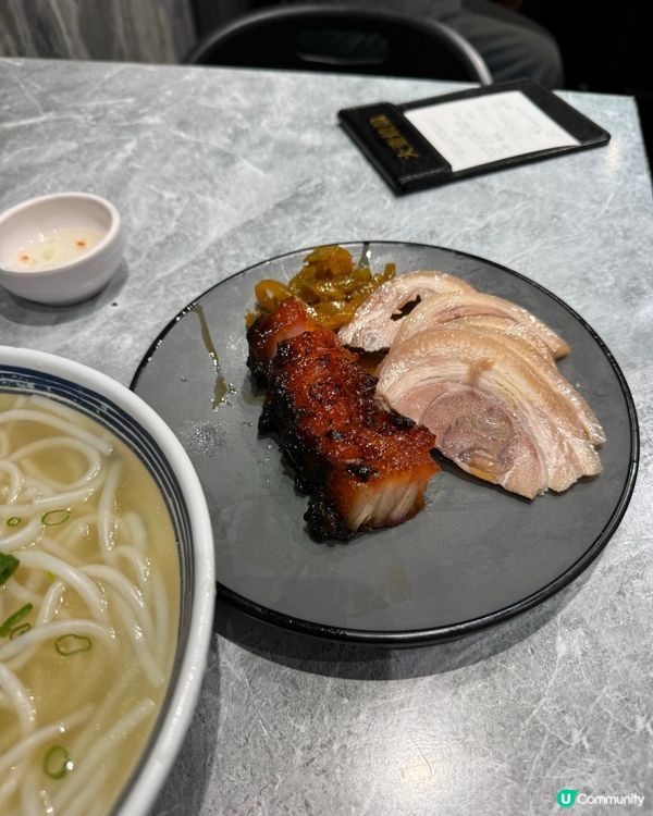 銅鑼灣燒鵝平靚正！😋