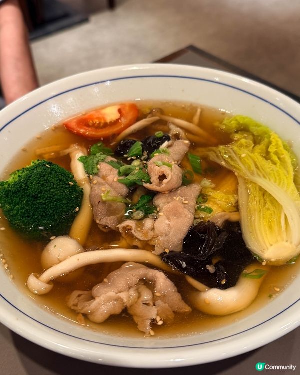 台北美食｜搭台鐵前喝珍珠奶茶、吃茶麵與台式料理