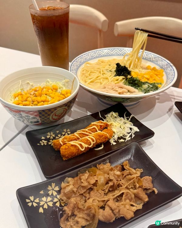 湯濃味香雞湯底！🍜🍗🥢