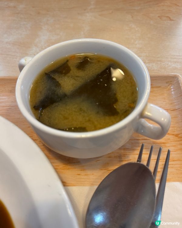灣仔必食日式咖喱蛋包飯🍛  