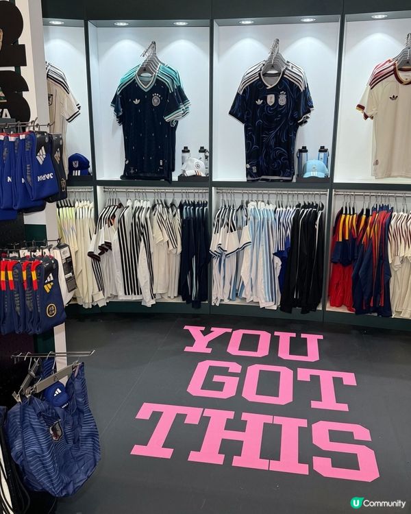 adidas希慎廣場世界盃期間限定店