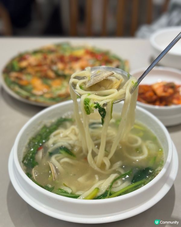 見到都流口水🤤 刀削麵必食！
