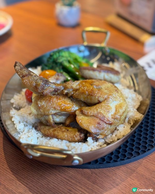 觀塘新開樓上cafe 超大