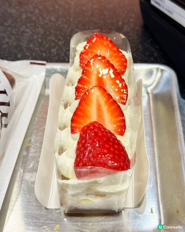 加拿芬廣場必食！爆漿拿破崙泡芙 😍