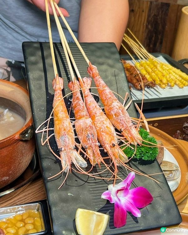 現場噴火烤海鮮！這間撸串聖殿太好食了