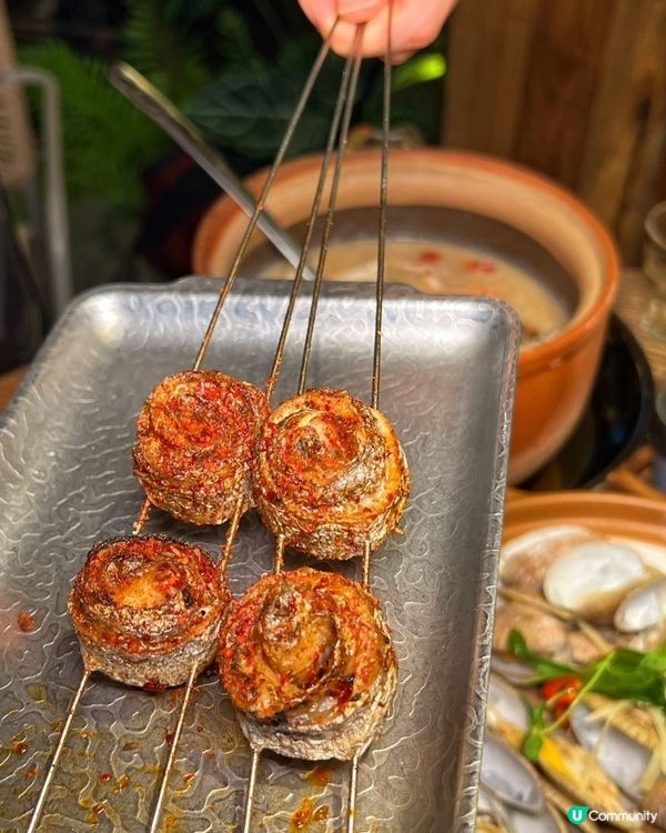 現場噴火烤海鮮！這間撸串聖殿太好食了