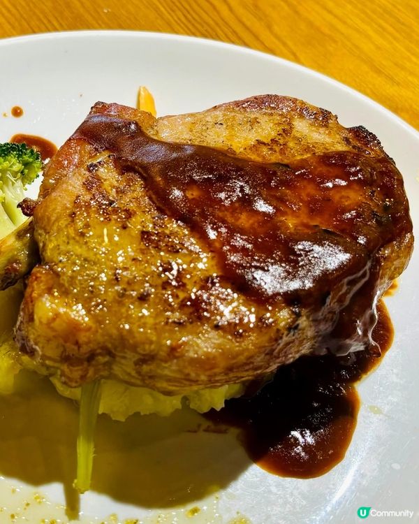 📍荃灣海之戀——WM Café & Bar✨ 環境超有格調,...