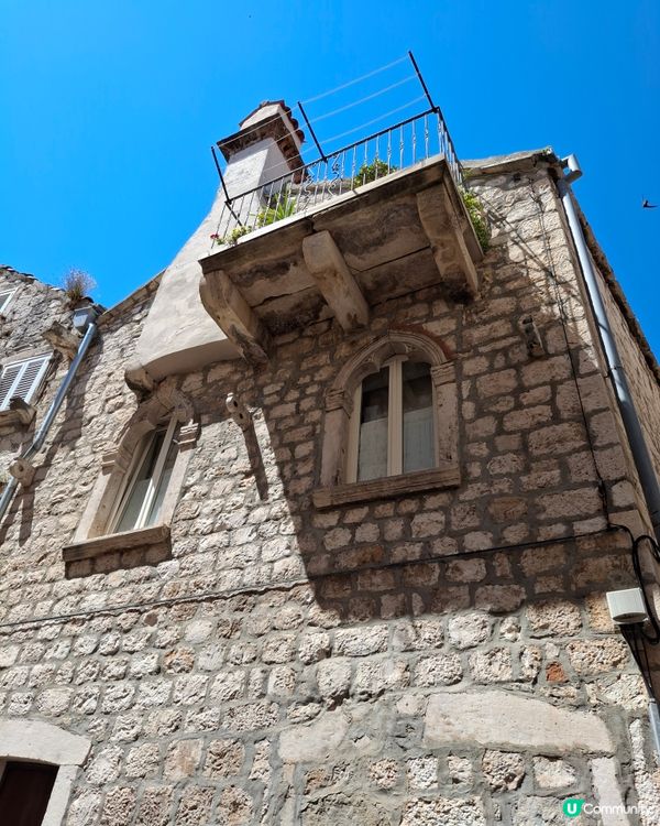HVAR island