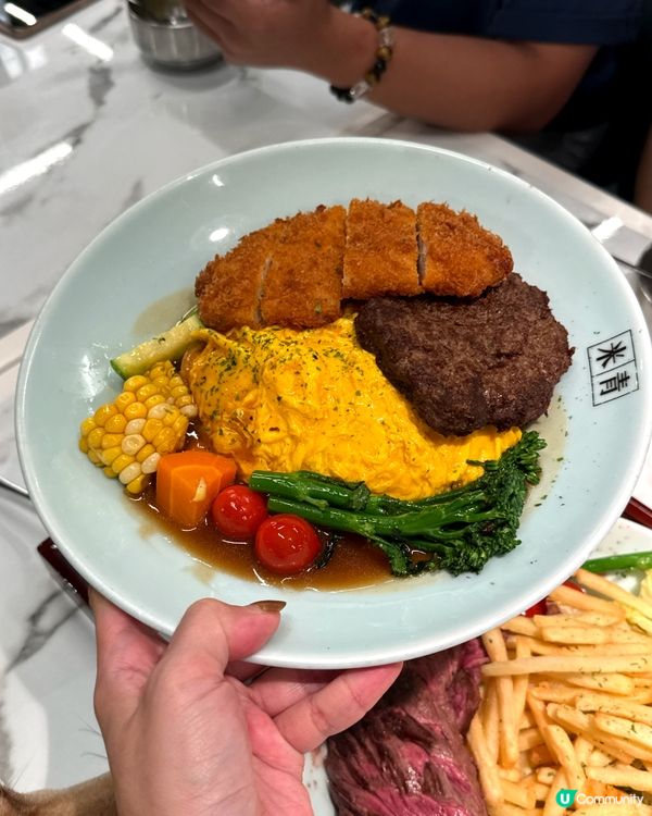 🍚🐶🌟 荔枝角人氣蛋包飯! 帶主子輕鬆放飯!