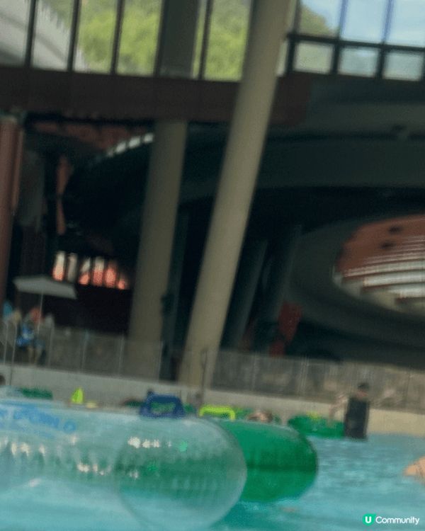 夏天消暑之舉就是去玩水為樂，無論沙灘還是水上樂園底者泳池也是...