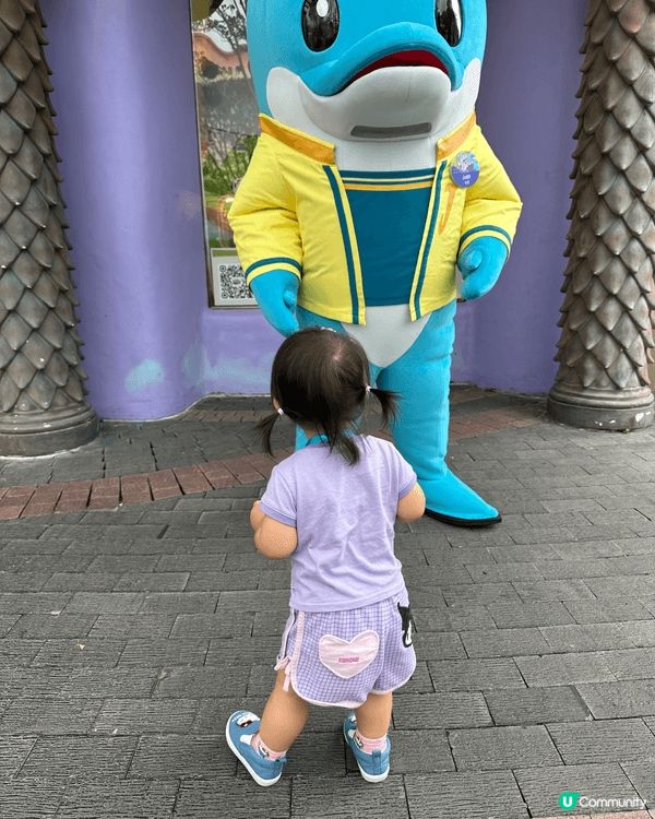 炎炎夏日去海洋公園，梗係同Kayla BB去水族館同企鵝館睇...