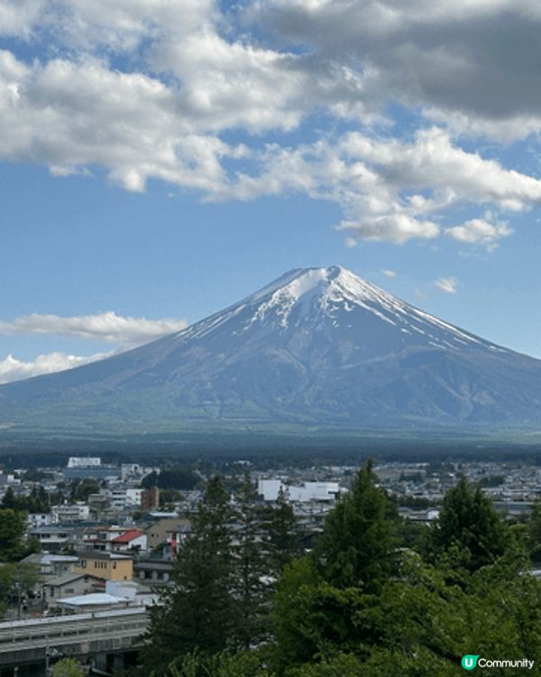 富士山真係好靚 佢每次嚟東京都想去嘅地方 周邊嘅景點都好多 ...