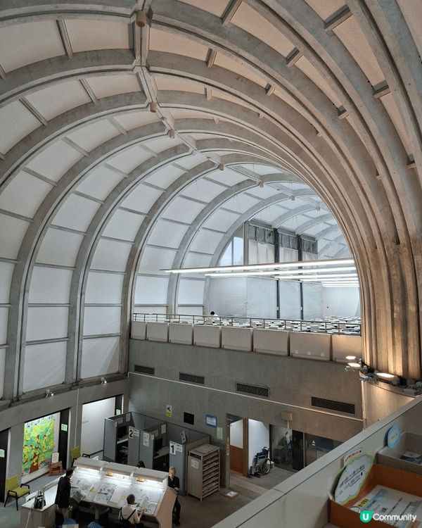 北九州市立中央圖書館，是圖書館戰爭的拍攝埸地。適合圖書館業介...