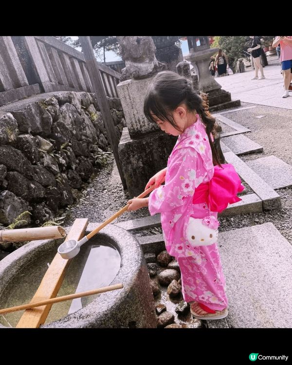 日本大阪清水寺，當地可以租借和服，配合和服裝到清水寺打卡，遊...