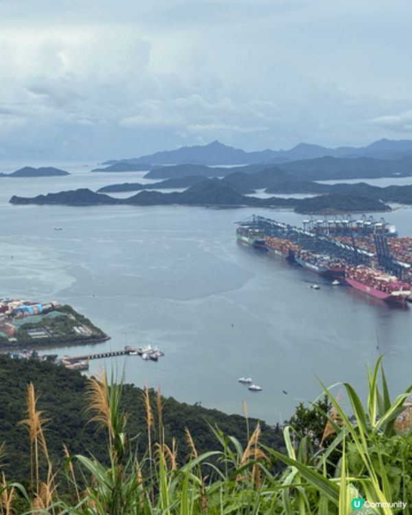 這裏是深圳大鵬新區的雲頂公園，能夠成為好去處主要是在於能夠感...