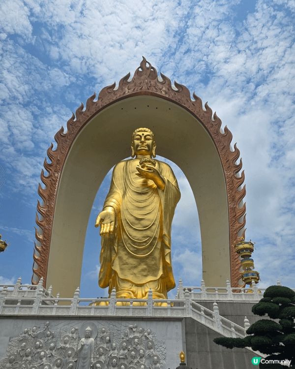 廬山東林寺， 949級樓梯上到大佛，洗滌心靈身心舒暢。