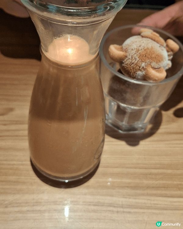 我喜歡這個食嘢和旅行，因為我好寂寞，我想出去玩和食，不過餐廳...