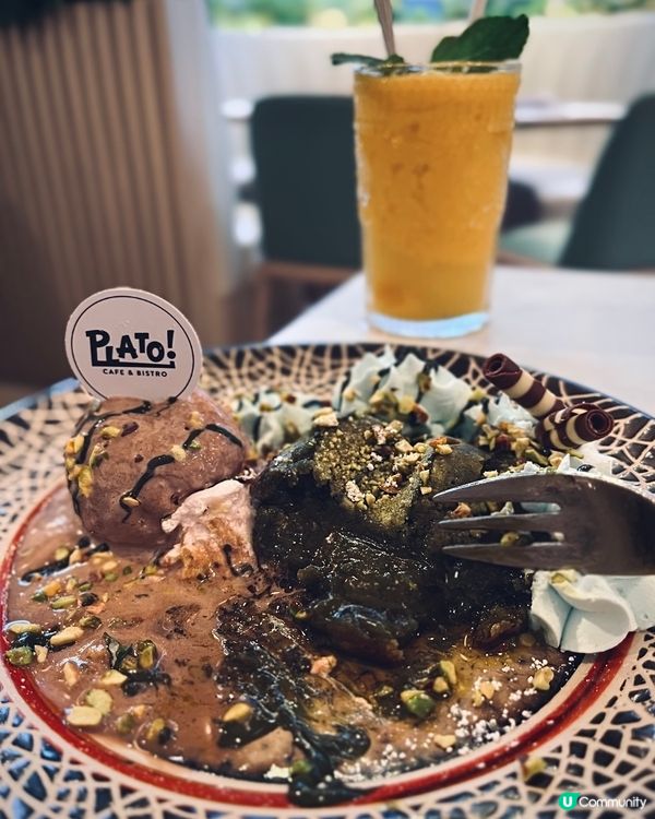 人氣cafe☕️三重口感開心果麻糬提拉米蘇 