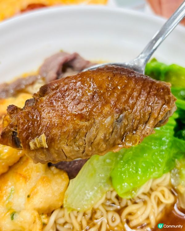 🍳萬芳茶記 ── 必試手打墨魚餅 × 爆汁沙丹豬扒飯,大份夾...