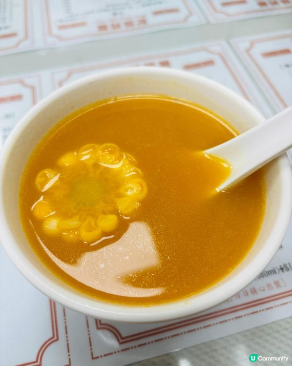 🍳萬芳茶記 ── 必試手打墨魚餅 × 爆汁沙丹豬扒飯,大份夾...